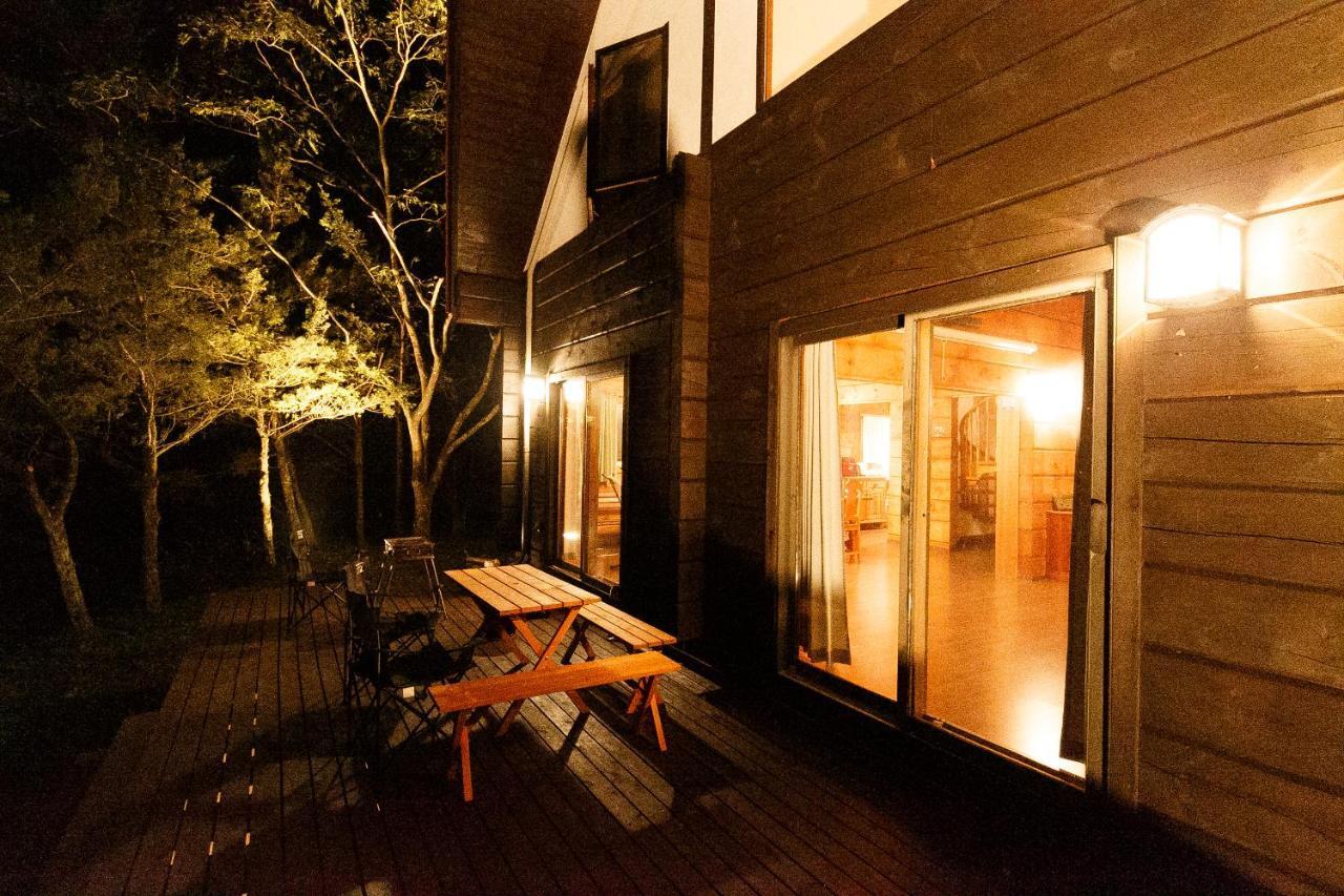ログハウスせせらぎ Tsuru ภายนอก รูปภาพ
